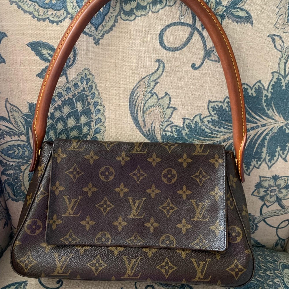 LV Shoulder Bag